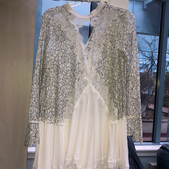 NWT Free people black & white lace deep v dress🌟 - Picture 2 of 6